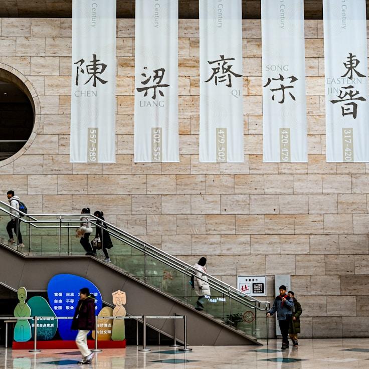 Family-friendly shopping and daily life in Portugal